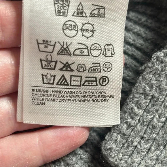 GAP Gray Pullover Crewneck Chunky Sweater - Size XS - Picture 5 of 7